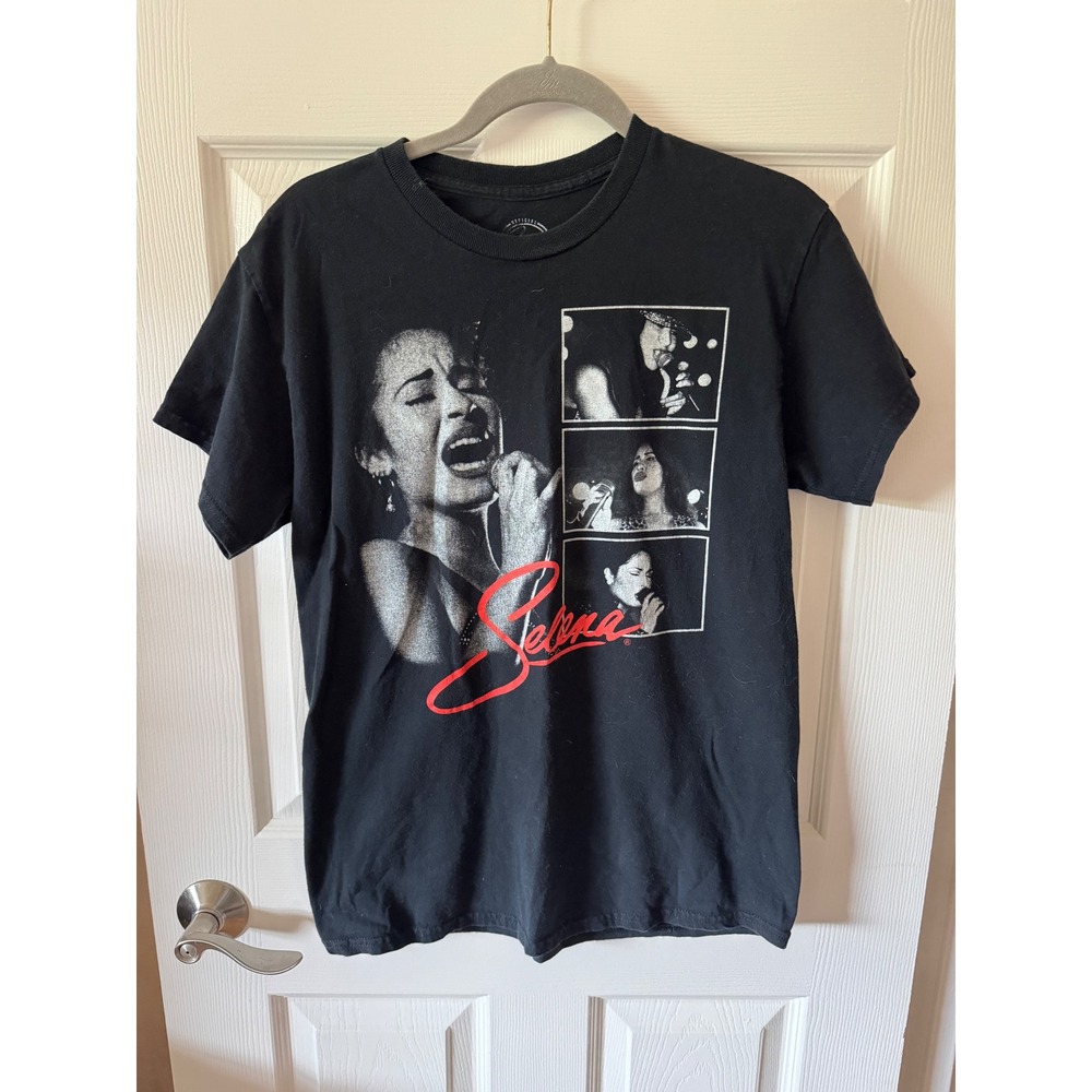 Selena Official Merchandise Graphic T-Shirt Women Medium Black Music Tee